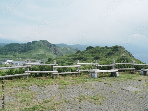 公園の丘と山