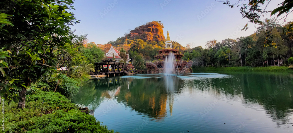 Obraz premium Reflection of temple