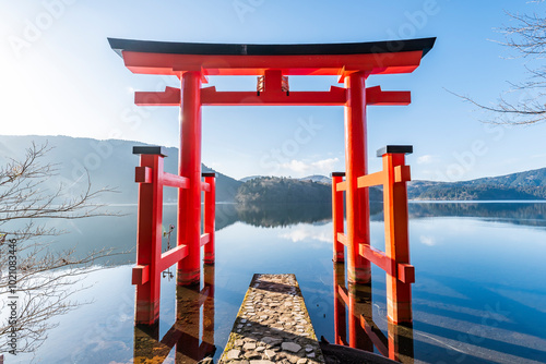 箱根神社 平和の鳥居　神奈川県箱根町