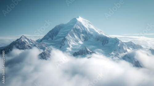 冬季山顶有白色积雪的雪山山巅