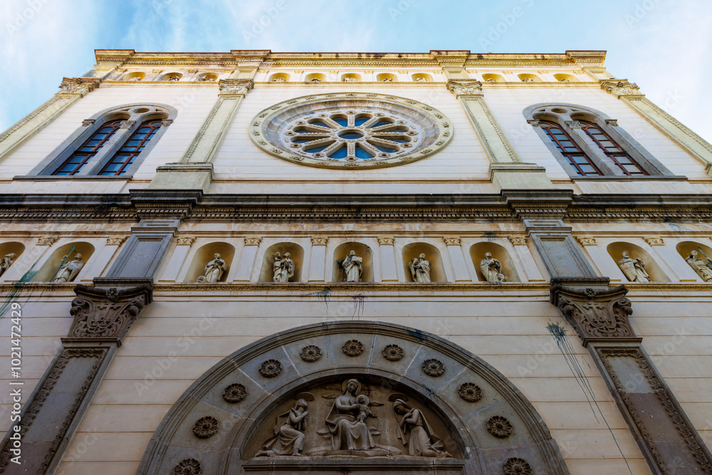 Obraz premium Facade of the Basílica de Santa Maria de Mataró church in Mataro, Catalonia, Spain, Europe