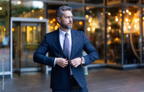 Принти на полотні Businessman outdoor