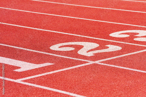 running track with numbers