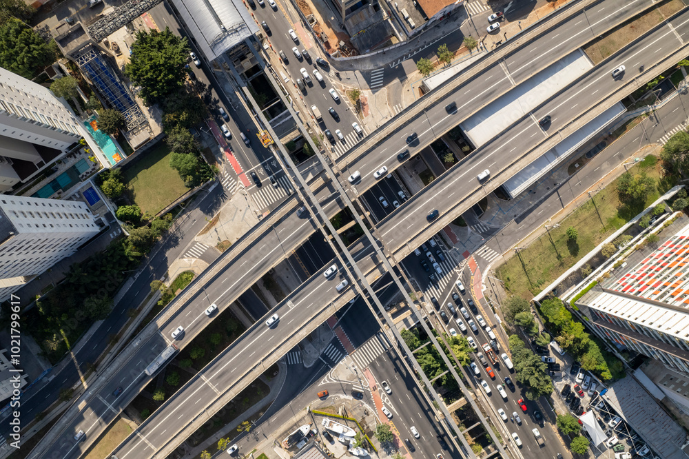 Fototapeta premium Aerial view of Campo Belo in São Paulo, SP. Santo Amaro Avenue and Roberto Marinho Avenue