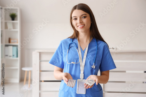 Female doctor with condom a...