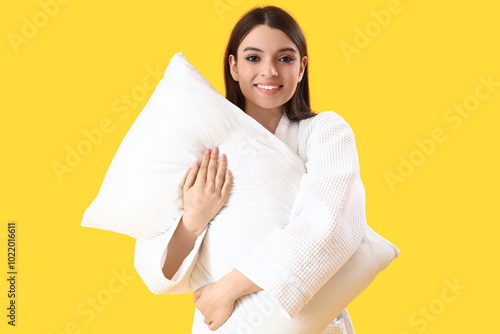 Young woman in gown with pi...