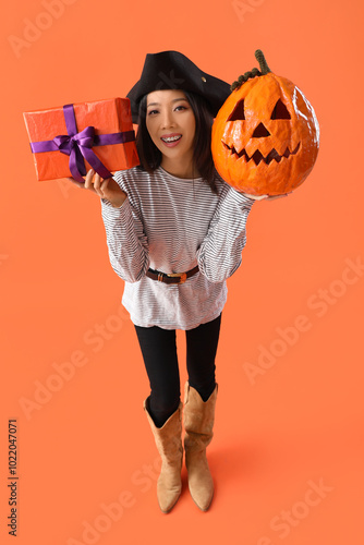 Young Asian woman dressed a...