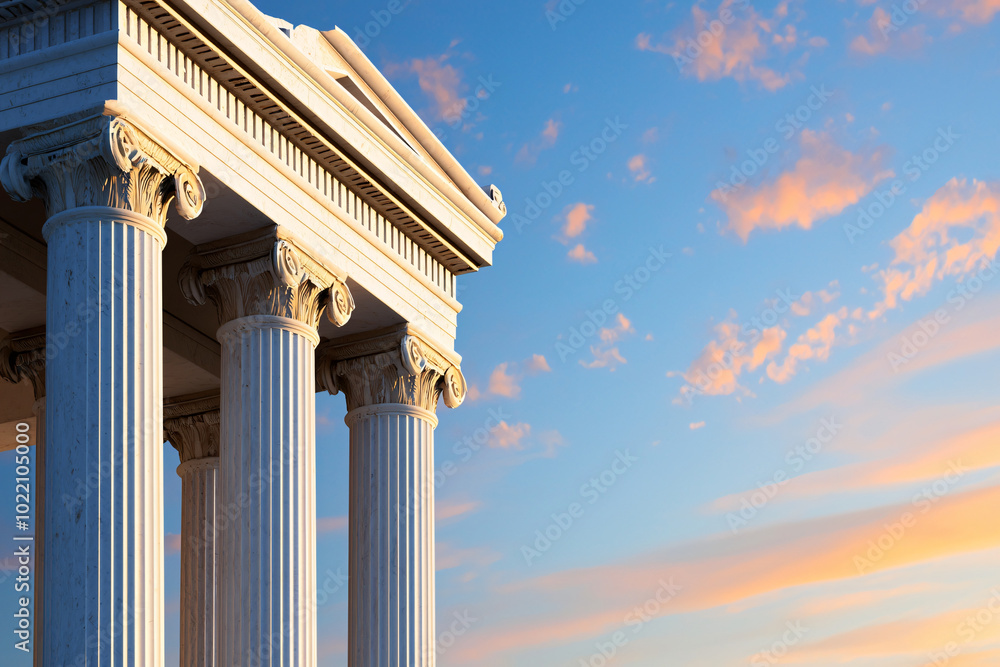 Obraz premium ancient Greek columns against a sunset sky