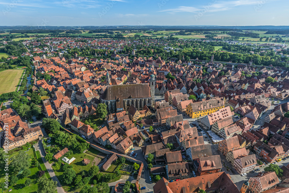 Dinkelsbühl in Mittelfranken im Luftbild, Blick auf eine der schönsten Altstädte in Deutschland Dinkelsbühl in Mittelfranken im Luftbild, Blick auf eine der schönsten Altstädte in Deutschland