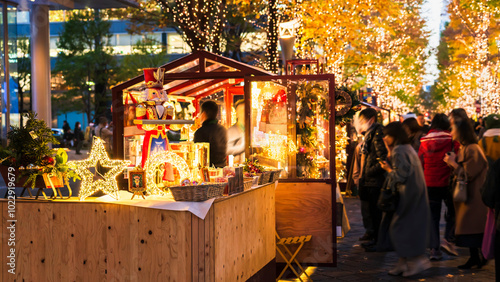 東京駅・丸の内仲通りのクリスマスマーケット【東京都・千代田区】