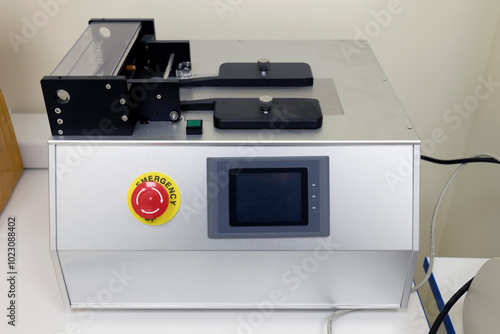 Laboratory equipment for testing biopreparations