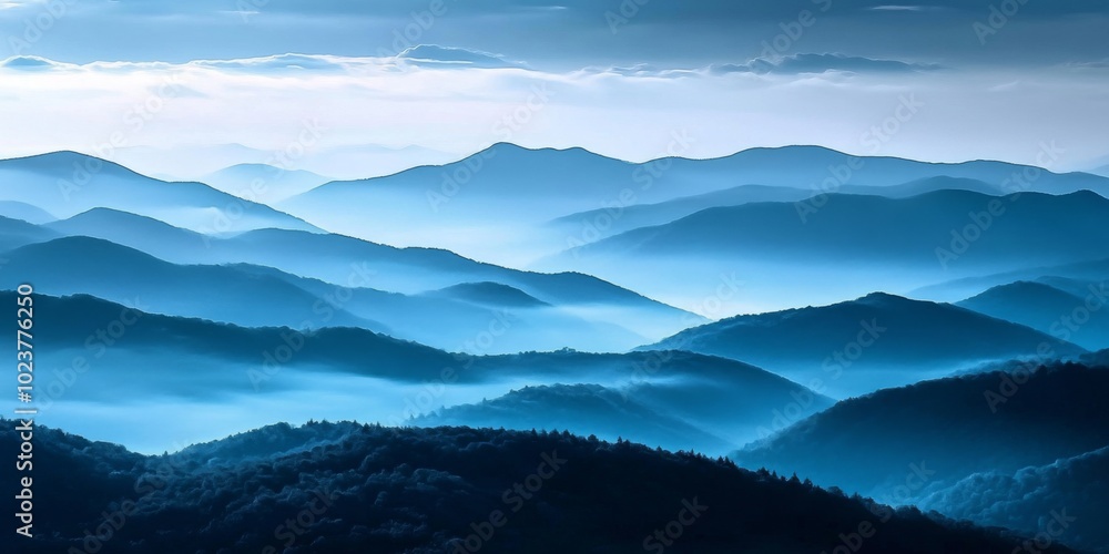 Obraz premium Breathtaking panoramic view of the Blue Ridge Mountains showcasing its stunning beauty. 