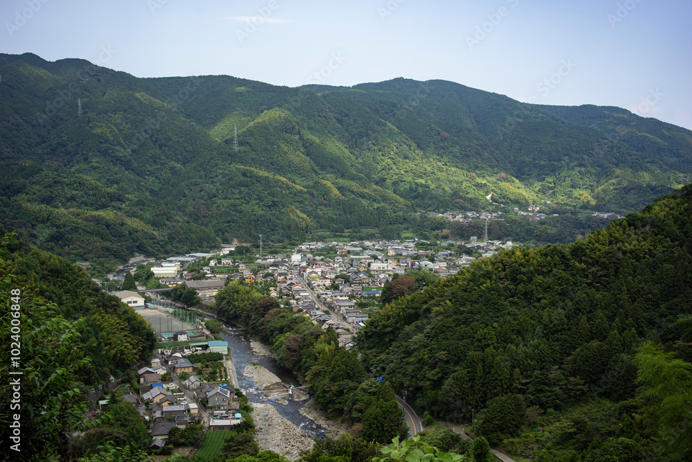 夏の静岡県静岡市清水区但沼町の街並み 夏の静岡県静岡市清水区但沼町の街並み