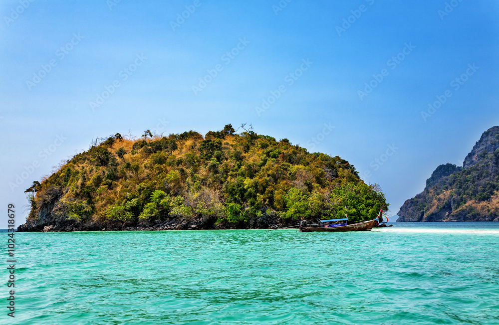 Naklejka premium Longtail boat, Andaman Sea, Krabi Province, Thailand.