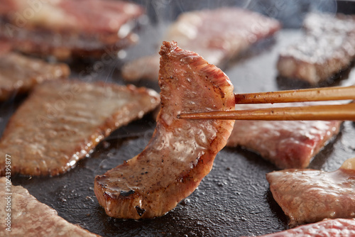 牛焼肉のイメージ_鉄板焼き