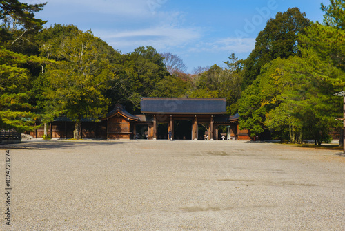  [NARA]A famous shrine surrounded by nature in Nara Prefecture, The natural greenery shines brightly, Kashihara Shrine, Japan photo