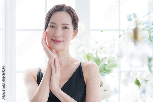 Free Download 綺麗な笑顔の女性（美容・スキンケア） - GFXLoad