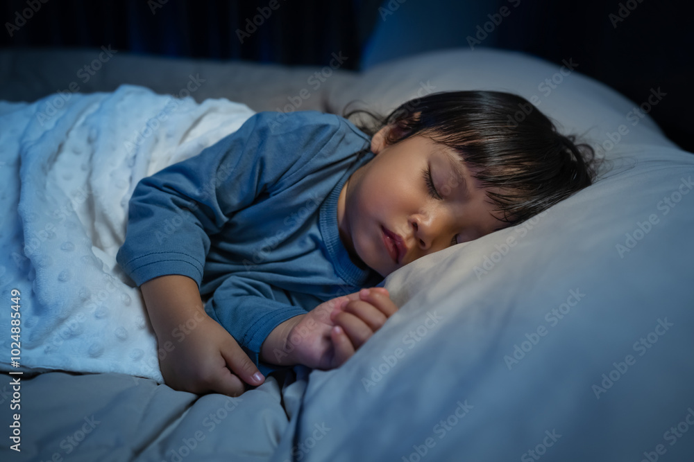 toddler baby sleeping on bed at night toddler baby sleeping on bed at night