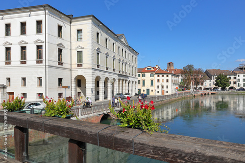 Wallpaper Mural scorcio di treviso città, italia, 21 settembre 2024, view of treciso city, italy, 21st september, 2024 Torontodigital.ca