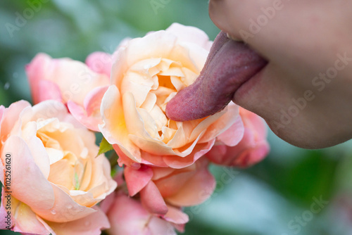 Foto Sensual lips and tongue