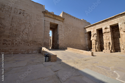 Fotografie Medinet Habu is the most famous landmark in Luxor, Egypt