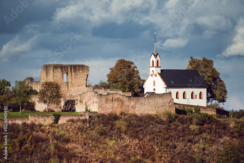 Burgruine Neu-Bamberg und St. Dionysius, Oktober 2024
