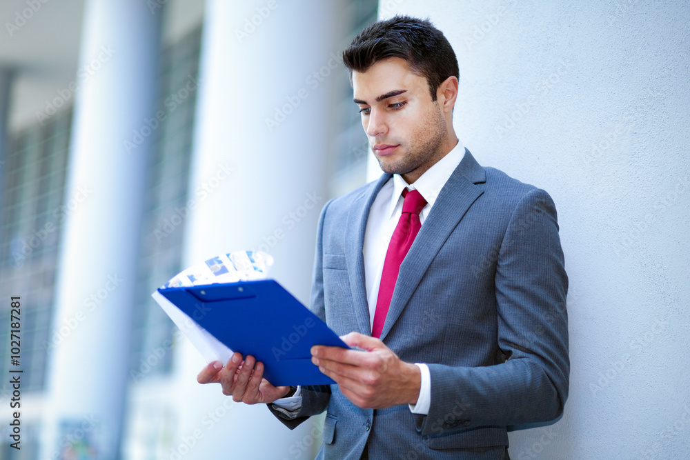 Portrait of an handsome young manager outdoor Portrait of an handsome young manager outdoor