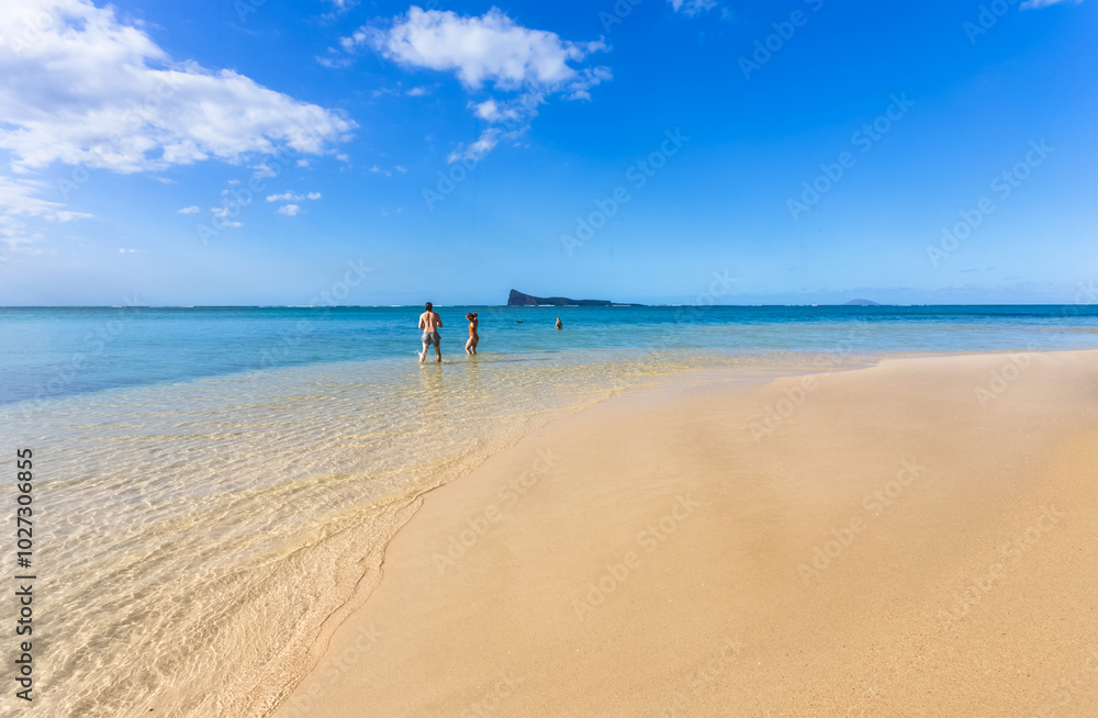 Plage paradisiaque du Coin de Mire, île Maurice Plage paradisiaque du Coin de Mire, île Maurice