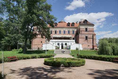 Zamek Uniejów.
