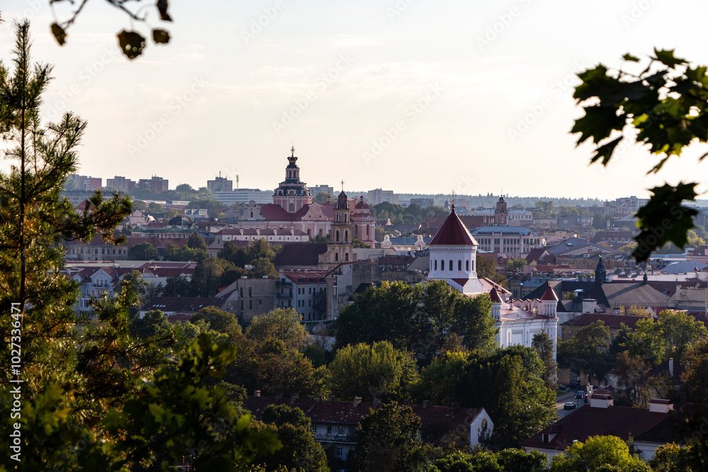 Fototapeta premium Blick vom Berg der drei Kreuze über die Stadt Vilnius, Litauen