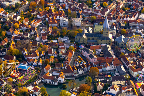 Luftbild der Soester Allerheiligenkirmes in Nordrhein-Westfalen, Deutschland