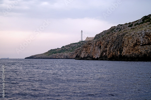 Faro sulla scogliera di Santa Maria di Leuca 2809 photo