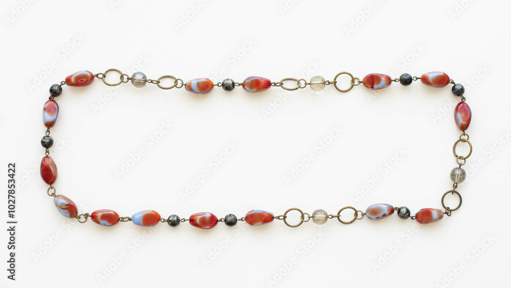 Obraz premium Colorful glass beaded retro, mid-century modern necklace