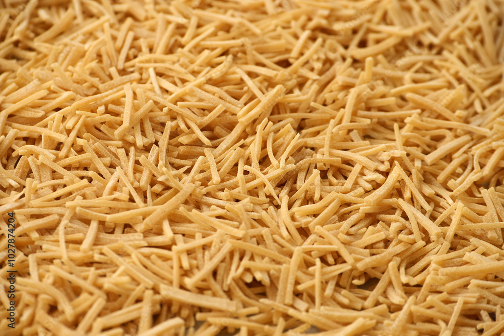 hand cut noodles, noodles cut thinly with a knife, noodles in Turkish culture,