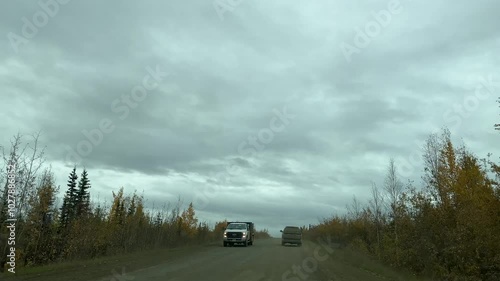 Fahrt auf dem Dalton Highway in Alaska