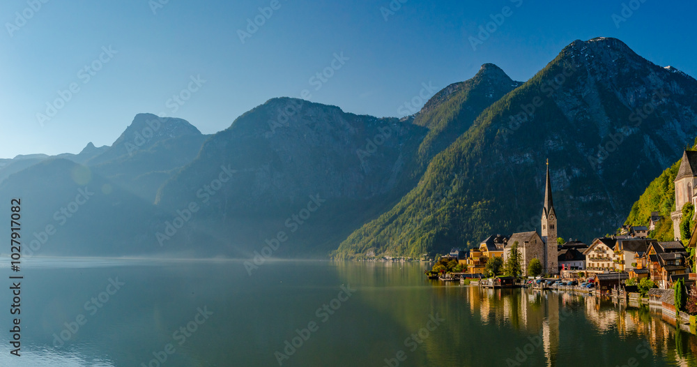 Widok na jezioro Hallstat, Austria, Alpy, Górna Austria