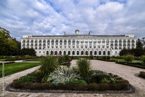 Photography the palace in the park