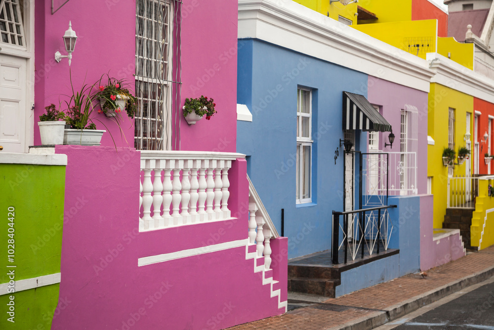 Obraz premium Colorful houses of the Bo-Kaap area in Cape Town