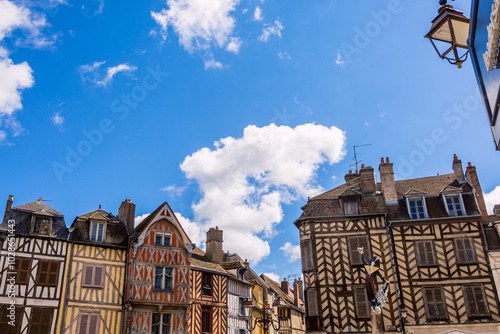 Maisons à colombages dans les rues d'Auxerre