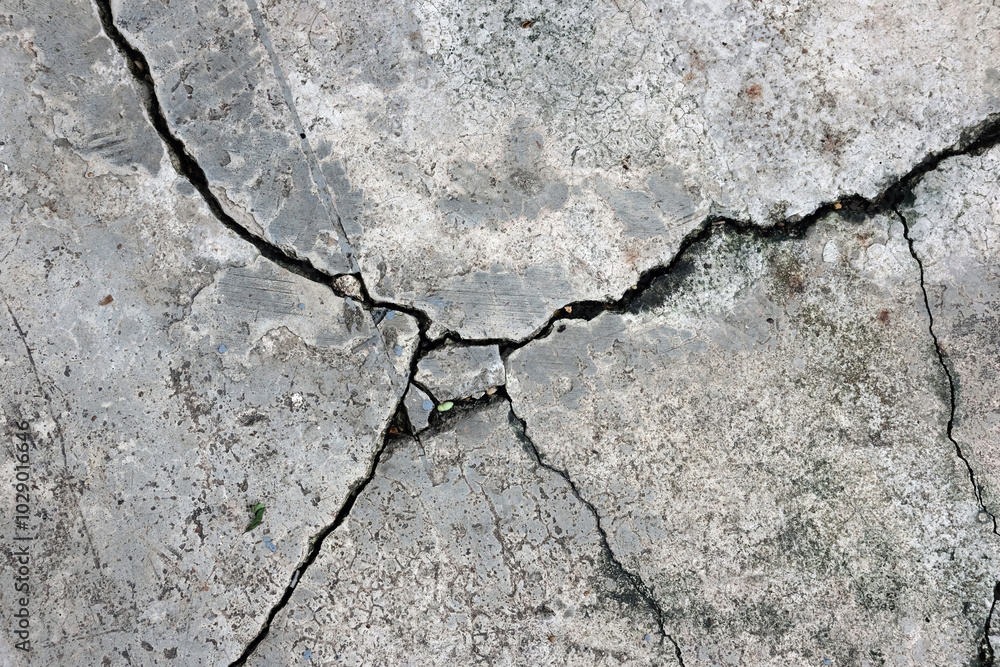 Obraz premium cracked concrete wall