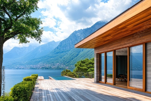 Luxurious Teakwood House on Mountain Terrace with Stunning View of the Lake
