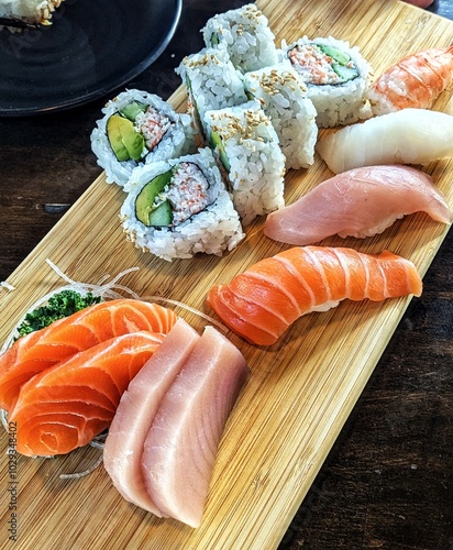 Sushi Sashimi Platter