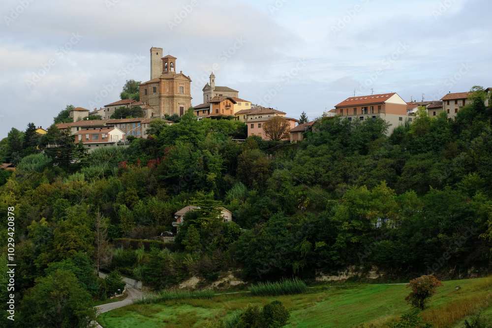 Il villaggio di Rocchetta Palafea in provincia di Asti, Piemonte, Italia. Il villaggio di Rocchetta Palafea in provincia di Asti, Piemonte, Italia.