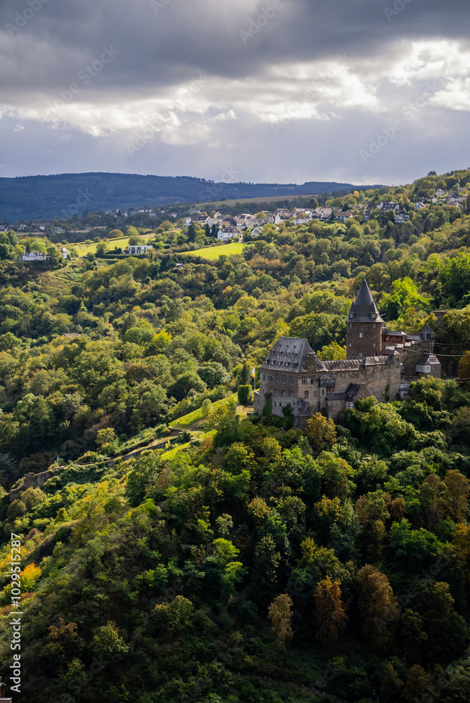 Burg Stahleck Castle along the Rhine River and the UNESCO Upper Middle Rhine Valley in Germany Burg Stahleck Castle along the Rhine River and the UNESCO Upper Middle Rhine Valley in Germany