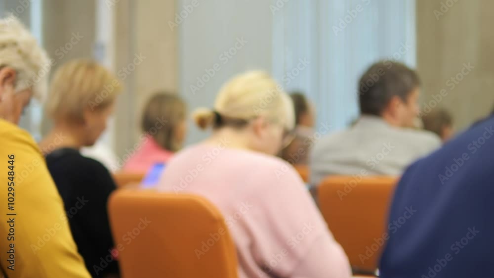 The audience engages in active discussion while keeping focused attention throughout the session The audience engages in active discussion while keeping focused attention throughout the session