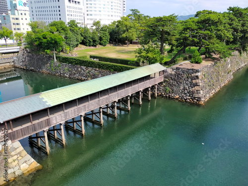 Wallpaper Mural 高松城鞘橋 Torontodigital.ca