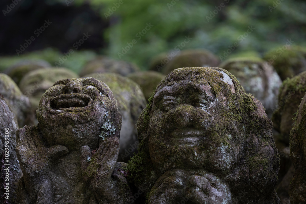 Stone Statues Guarding Kyoto's Sacred Temples Stone Statues Guarding Kyoto's Sacred Temples