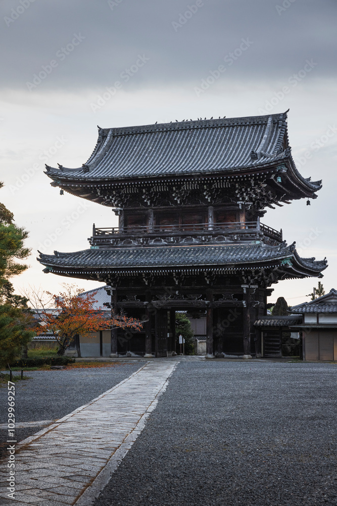 Autumn Beauty in the Temple Gardens of Kyoto Autumn Beauty in the Temple Gardens of Kyoto
