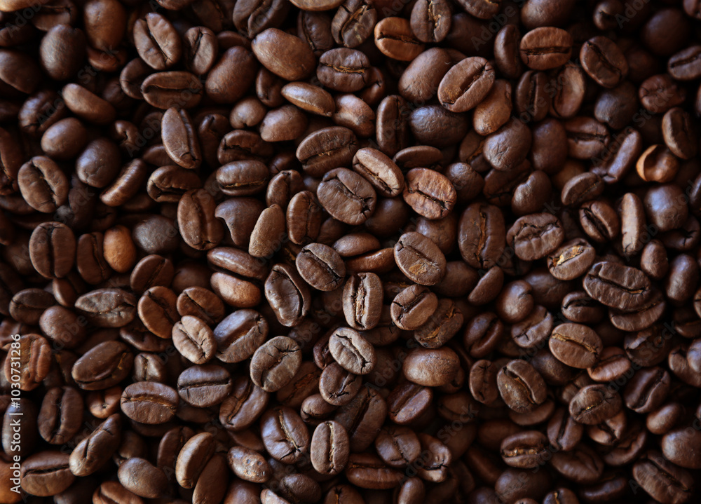 Naklejka premium Roasted coffee beans