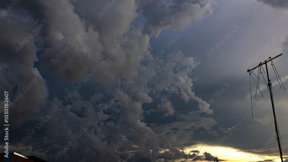 Fototapeta premium storm clouds At sunset